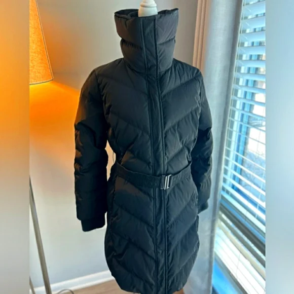 100% Down Puffer Longline Coat> black, high dual collar - Picture 8 of 13